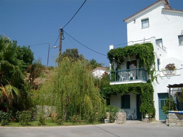 Elena Bungalows Aparthotel Питагорио Стая снимка